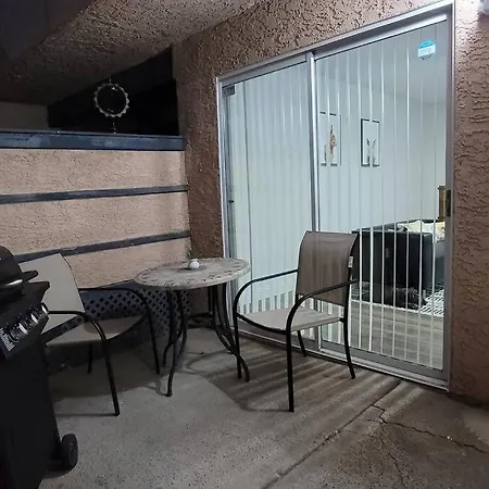 L - Fully Remodeled And Professionally Decorated Las Vegas Exterior photo