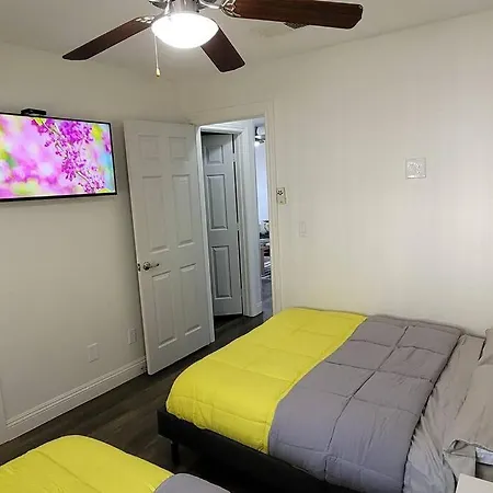 L - Fully Remodeled And Professionally Decorated Las Vegas Exterior photo