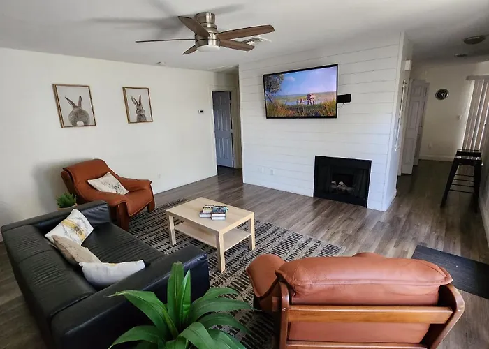 L - Fully Remodeled And Professionally Decorated